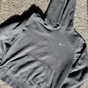 Nike Heather Gray Sweatshirt